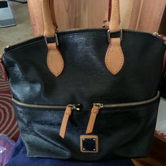 Handbags - Dooney bag